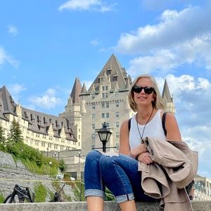 Meet your Posher, Wendy